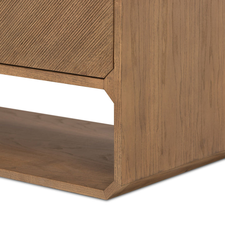Casp Sideboard