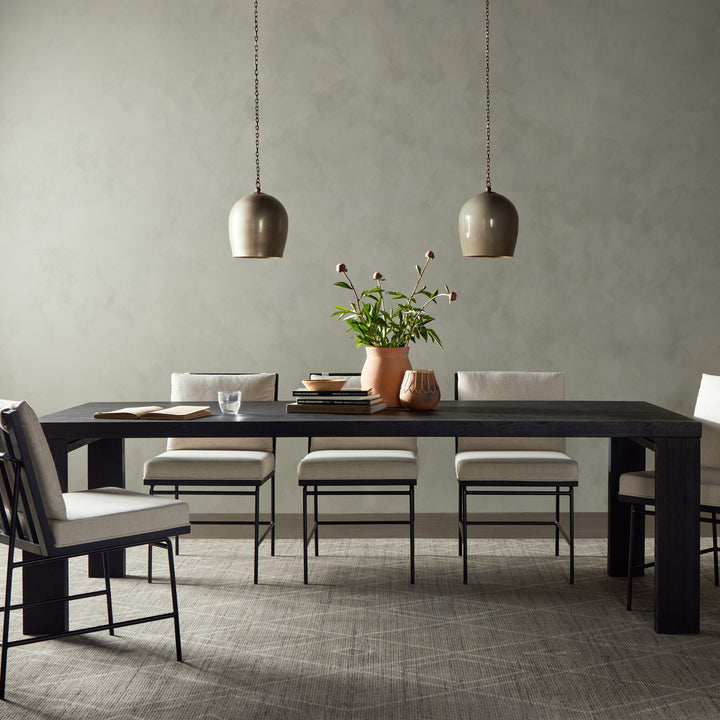 Vanilli  Dining Table