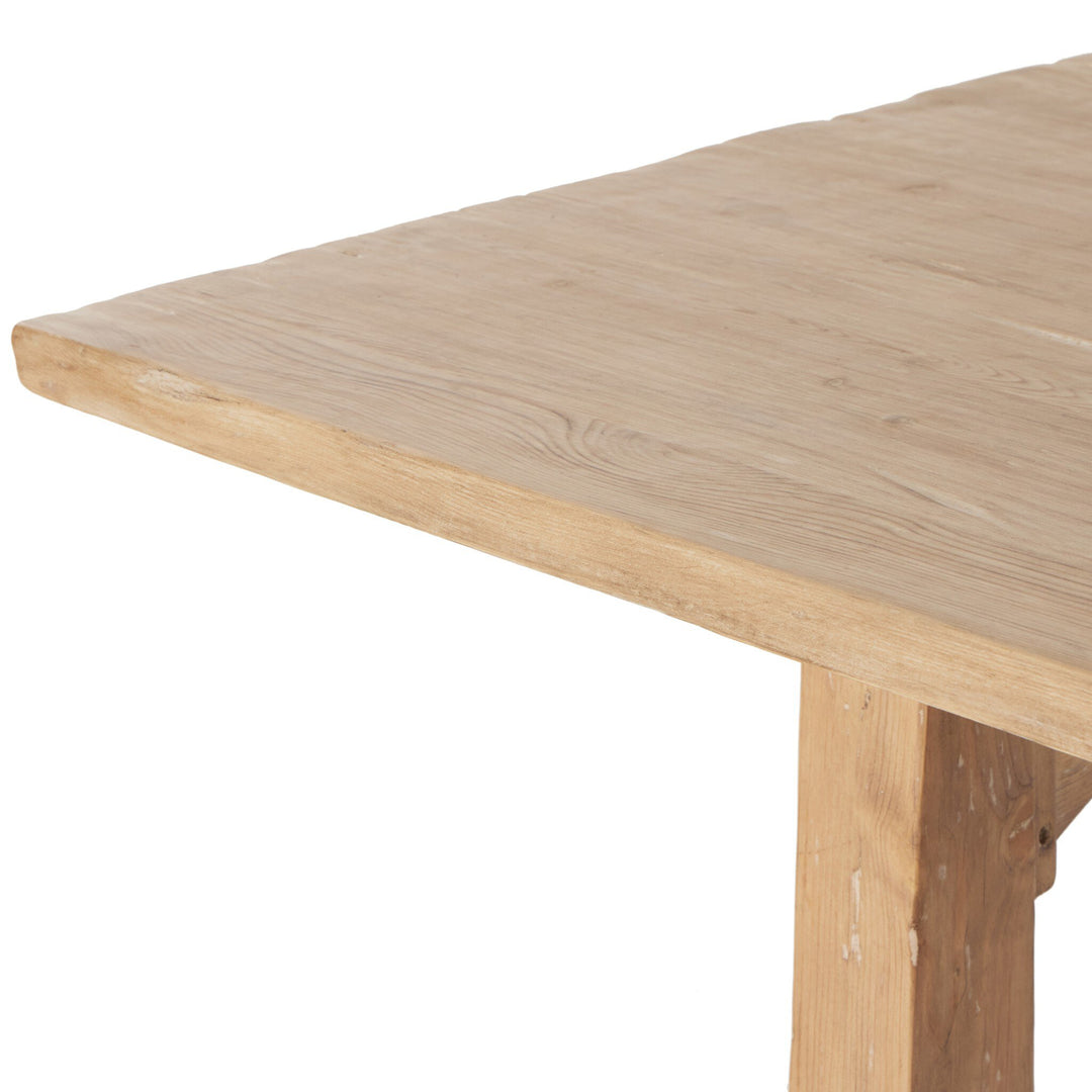 Clant Dining Table